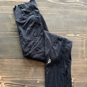 P’tula Crystal Legging in black